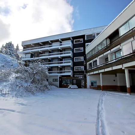 Appartement Cosy A 1750, Pied Des Pistes Avec Piscine, Proche Commerces - Fr-1-549-95 *